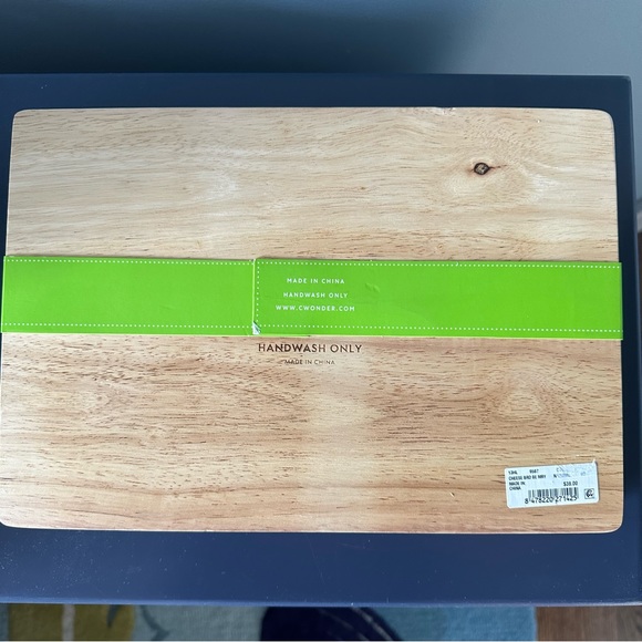 NWT C Wonder “Be Merry” Charcuterie Cheese Board Wood Christmas Holiday Party - Picture 3 of 6